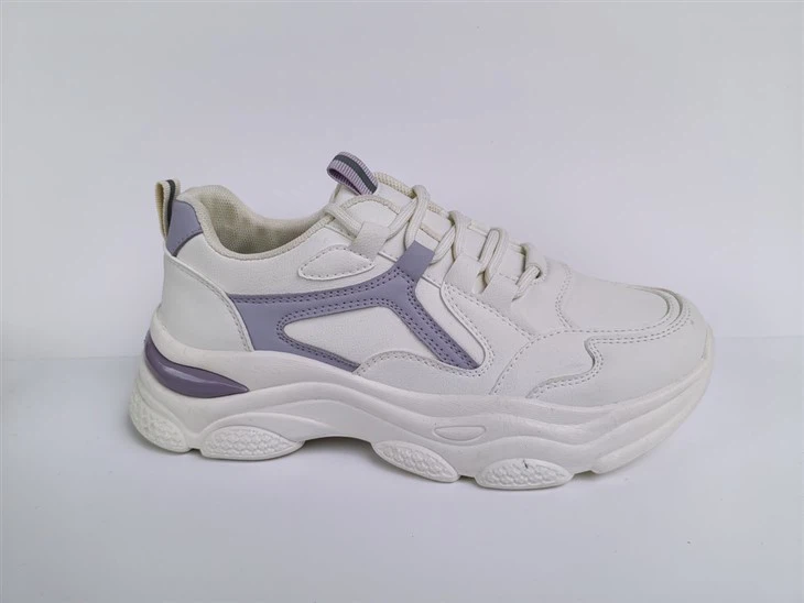 Women's Runner Sneaker